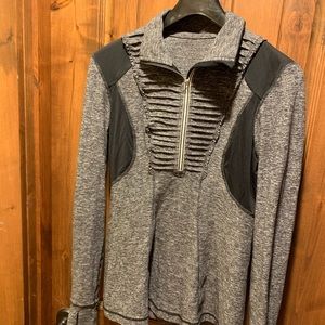 Lululemon pullover